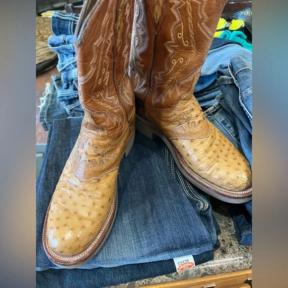 Lucchese boots full quill ostrich crepe sole